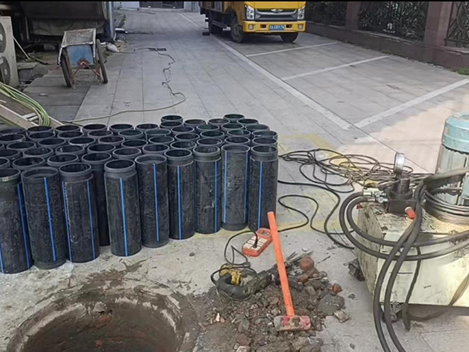 平度PE置换管厂家 DN315置换管 非开挖管短管置换